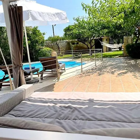Vila Melina With Pool By The Sea *