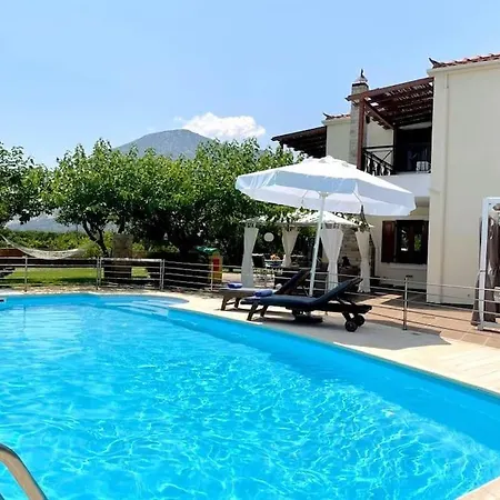 Melina With Pool By The Sea
